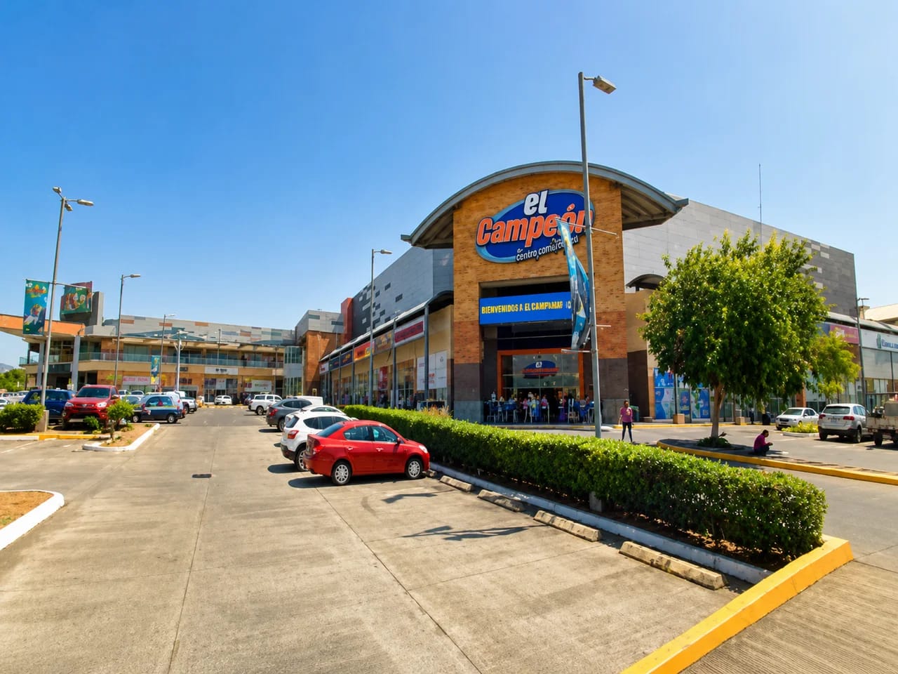 Locales Comerciales - Azuero Terminal Plaza, Chitré - Imagen 1