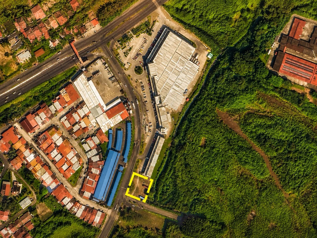 Locales Comerciales - Cativá Plaza, Colón