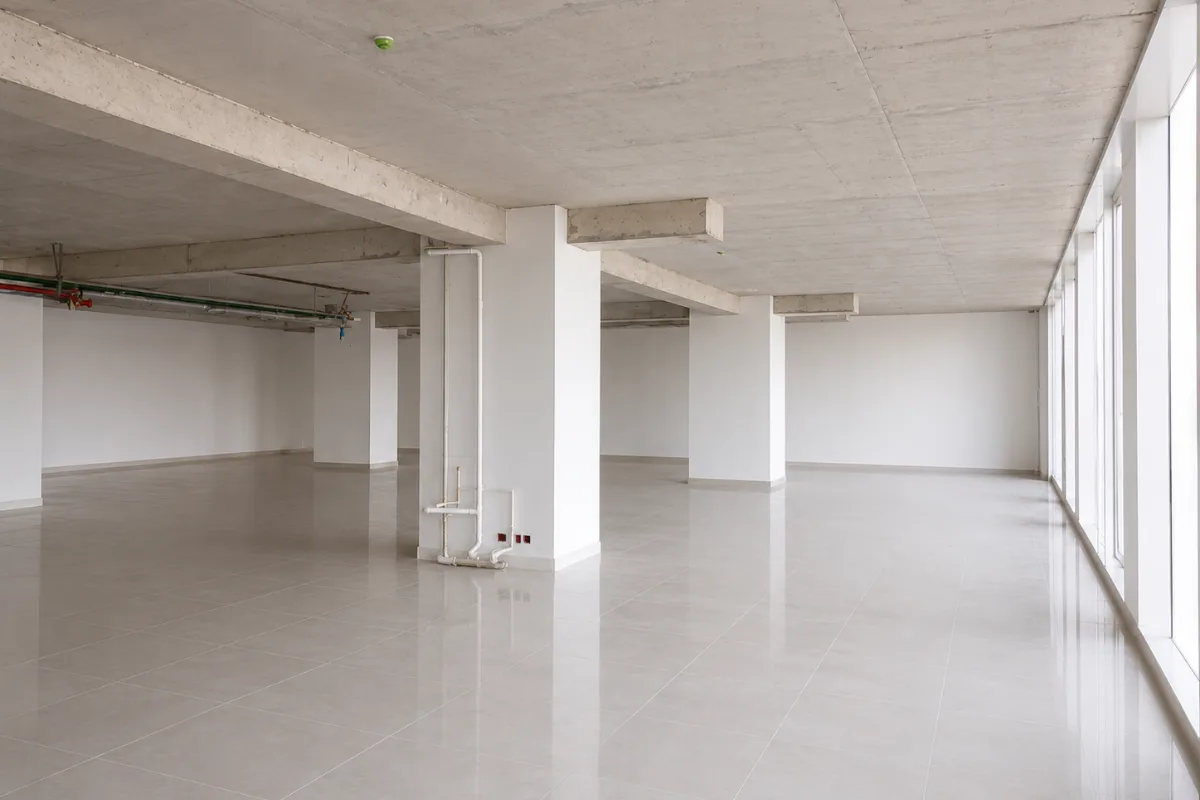 The Towers Business Plaza - Local Planta Baja en Alquiler