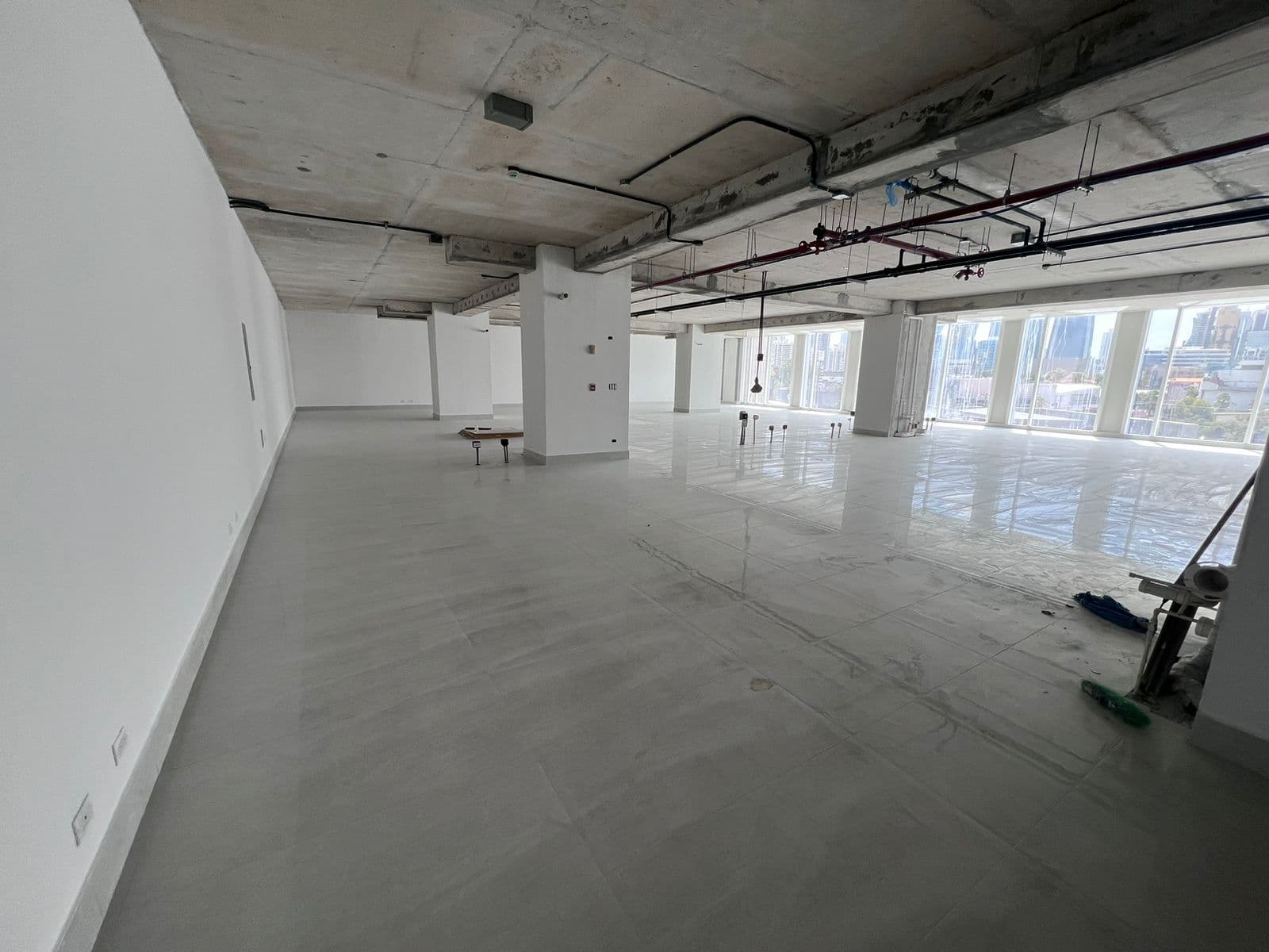 The Towers Business Plaza - Local 2A Nivel 2 en Alquiler